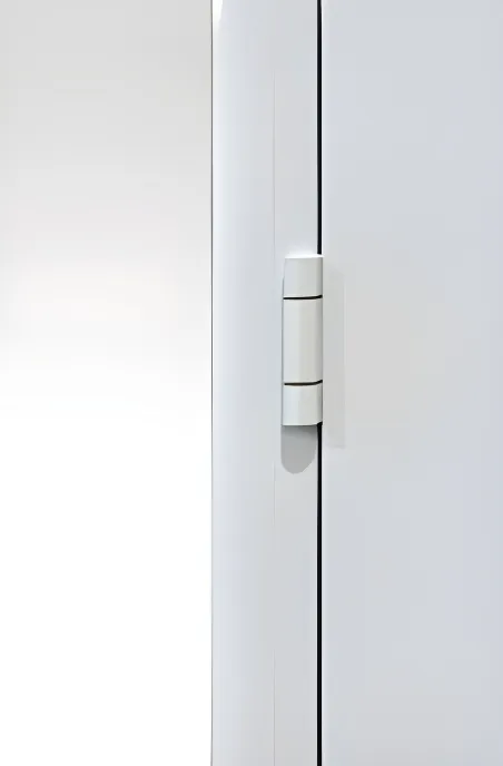 Puerta blanca panel liso, color blanco (detalle)
