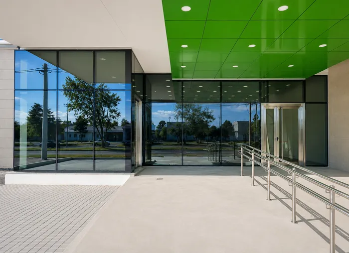 Foto de Piel de Vidrio / Curtain Wall